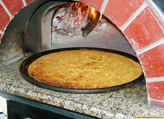 FARINATA GENOVESE ~ Ricette tipiche di Mangiare in Liguria