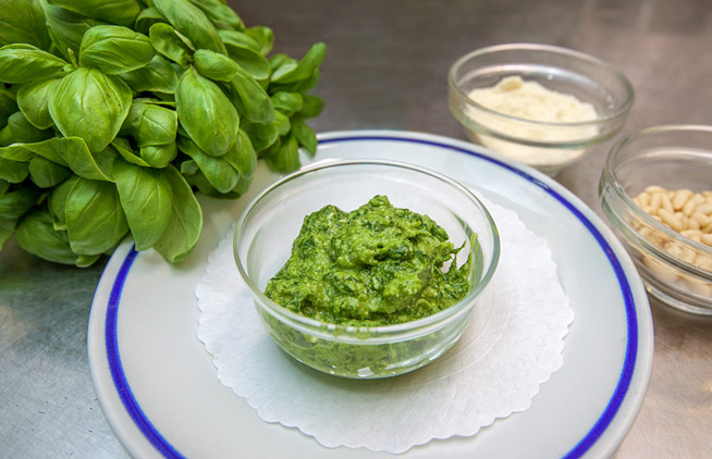 Pesto Genovese al Mortaio